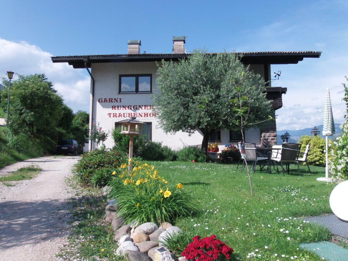 Garni Runggner Traubenhof Otel Termeno Dış mekan fotoğraf
